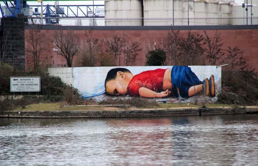 Mural of Syrian toddler Aylan Kurdi in Frankfurt